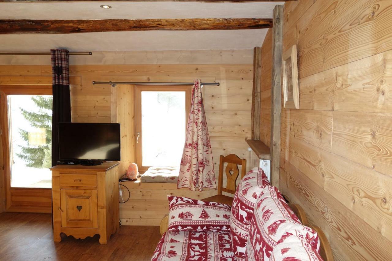 La Chambre Du Moulin Villard-sur-Doron Exteriör bild